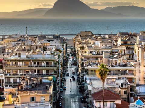 Πάτρα: Επιλογή ταξιδιωτικού γραφείου